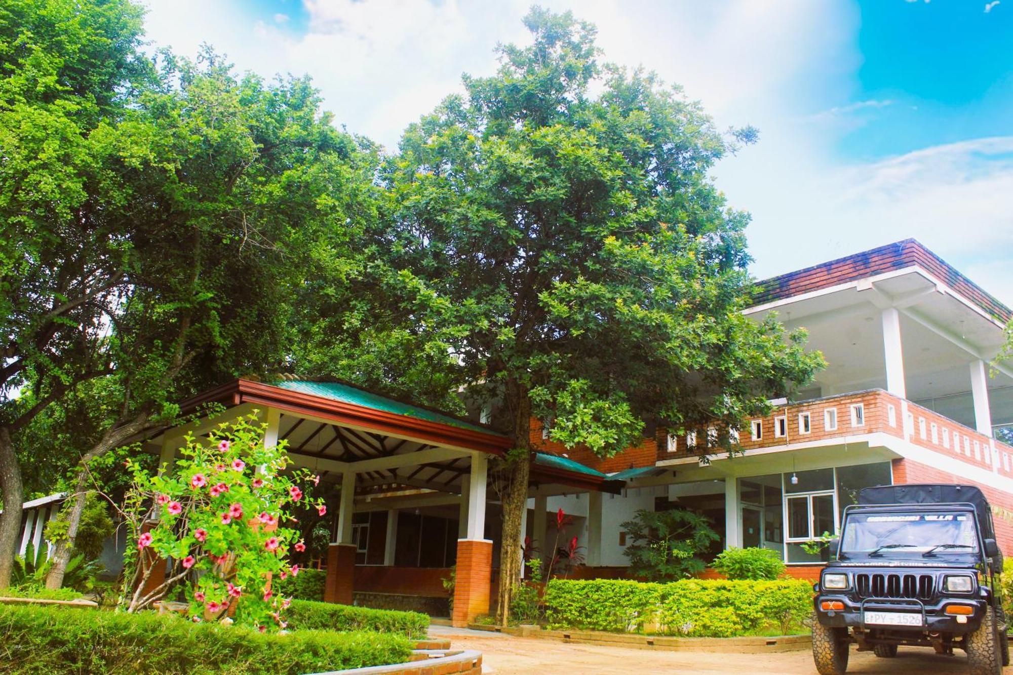 Green Hut Hotel & Restaurant With Unique View Point Sigiriya Luaran gambar
